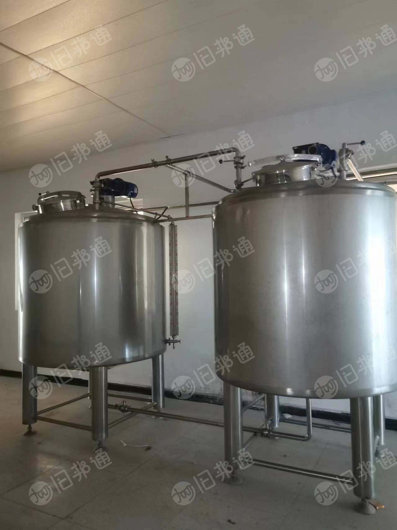 便宜处理8个未使用过的不锈钢罐子