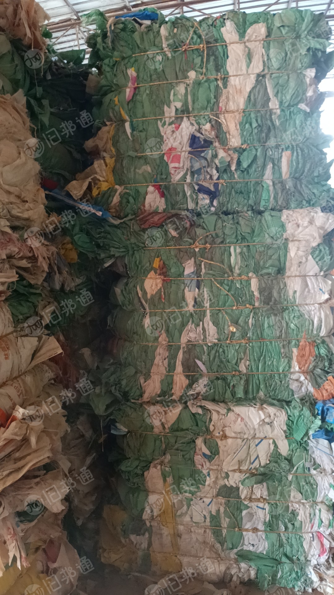 长期出售纤维袋废料，编织袋废料