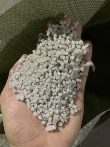 80-100目的珍珠棉颗粒常年大量出售，月供100多吨 