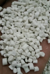 pet中温190c白色颗粒，现货十多吨出售