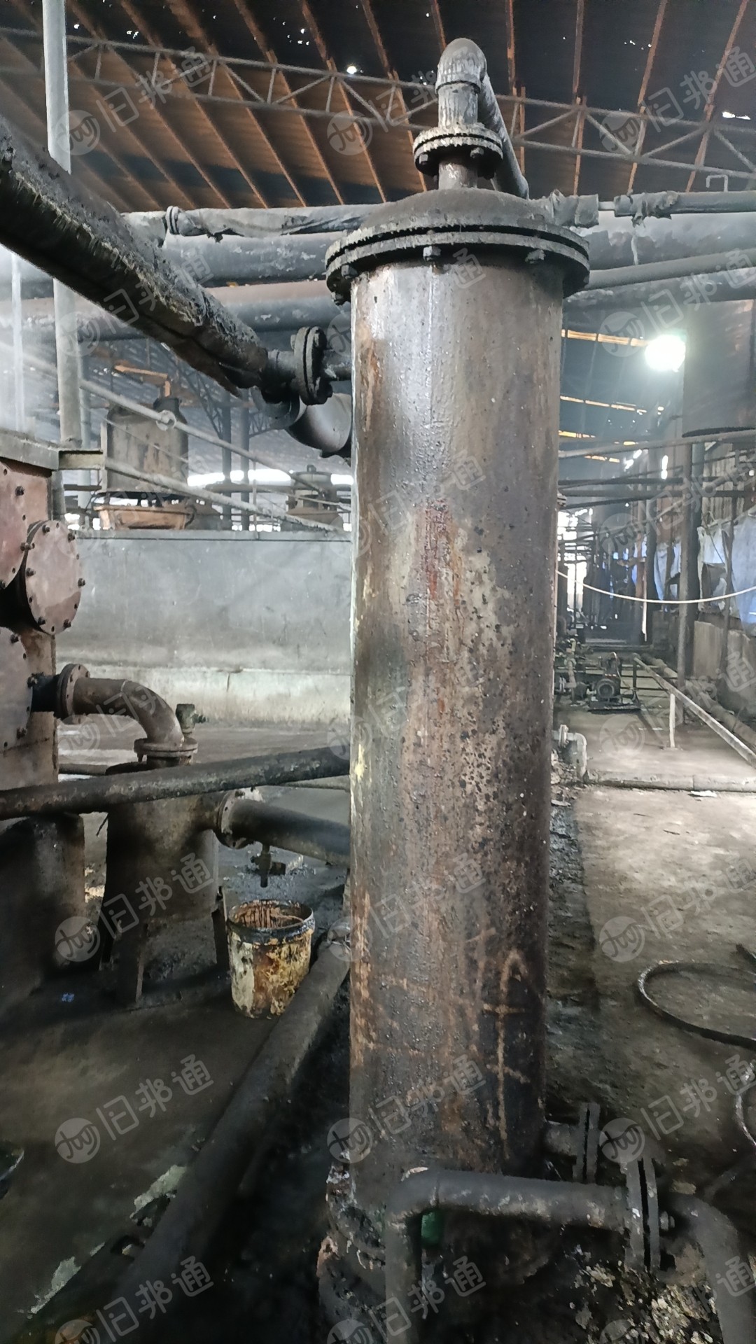 求购一吨蒸汽锅炉1台;15平方冷凝器6个;200-300立方立式储油罐1个;需要保证质量!
