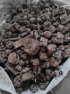 出售火烧小电机，现货五六吨