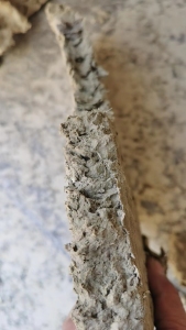 长期出售造生活用纸下来的尾浆，干度40%左右，白色，本色都有