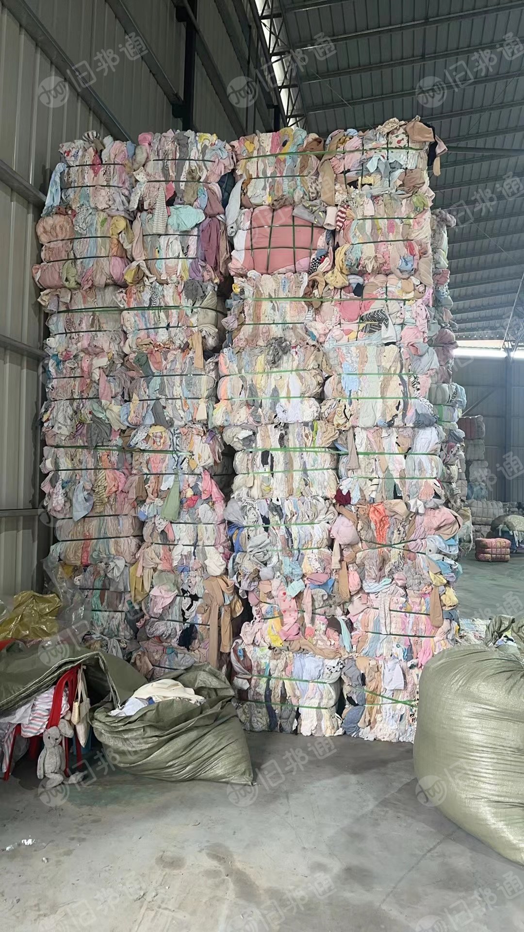 长期出售旧衣服二白料,浅色白料,次白