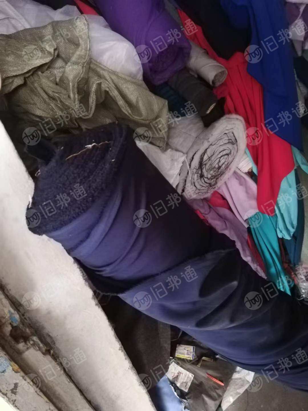 低价处理15吨库存布胚布尾货