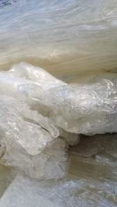 出售轻胶TPU膜，现货35吨左右，每个月长期稳定100吨以上，温度140，硬度90能长期合作的来