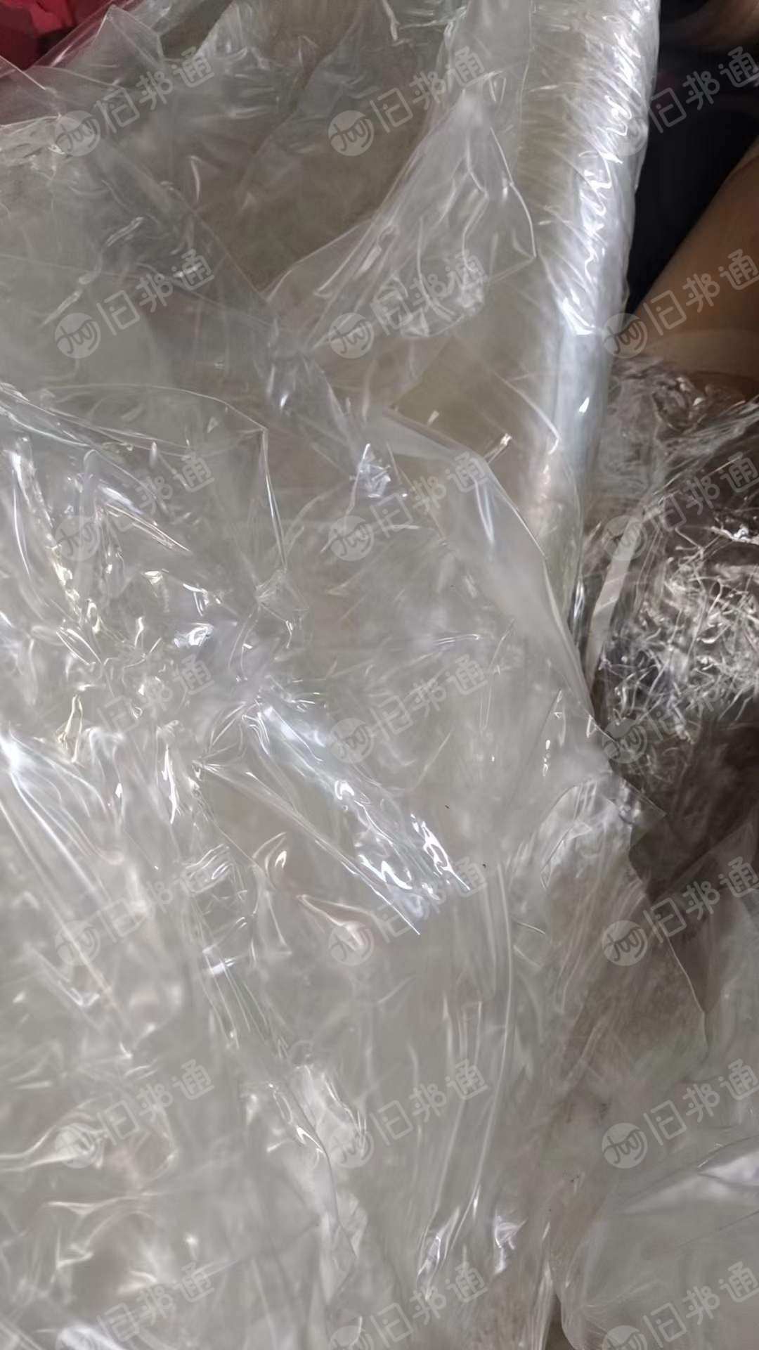 出售轻胶TPU膜,现货35吨左右,每个月长期稳定100吨以上,温度140,硬度90能长期合作的来