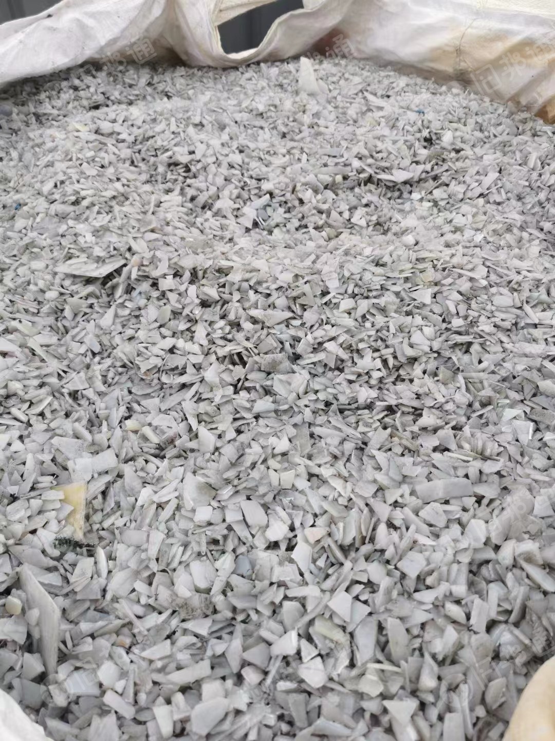 长期出售大小蓝桶破碎料,花乙破碎料,白乙破碎料,白罐破碎料,清洗干净的
