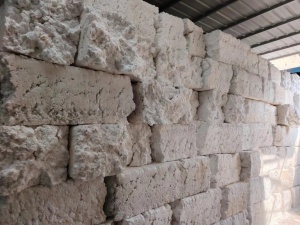 出售泡沫冷压块，月出10吨