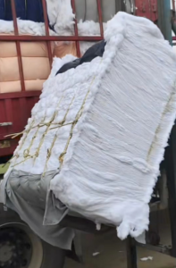 漂白涤棉开松棉长期供应，可纺10-21支棉纱