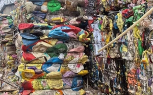 大小白混压块，现货100吨，花乙压块，现货20多吨，长期出售