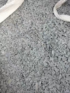 PVC三级灰管破碎料长期大量出售，现货180多吨 
