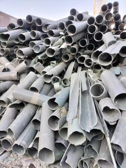 PVC三级灰管破碎料长期大量出售，现货180多吨 