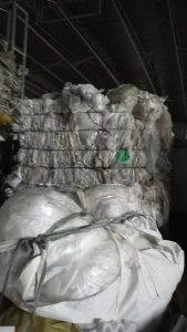 干造高压膜长期出售，有花膜，服装袋，一二级膜，月供几十吨