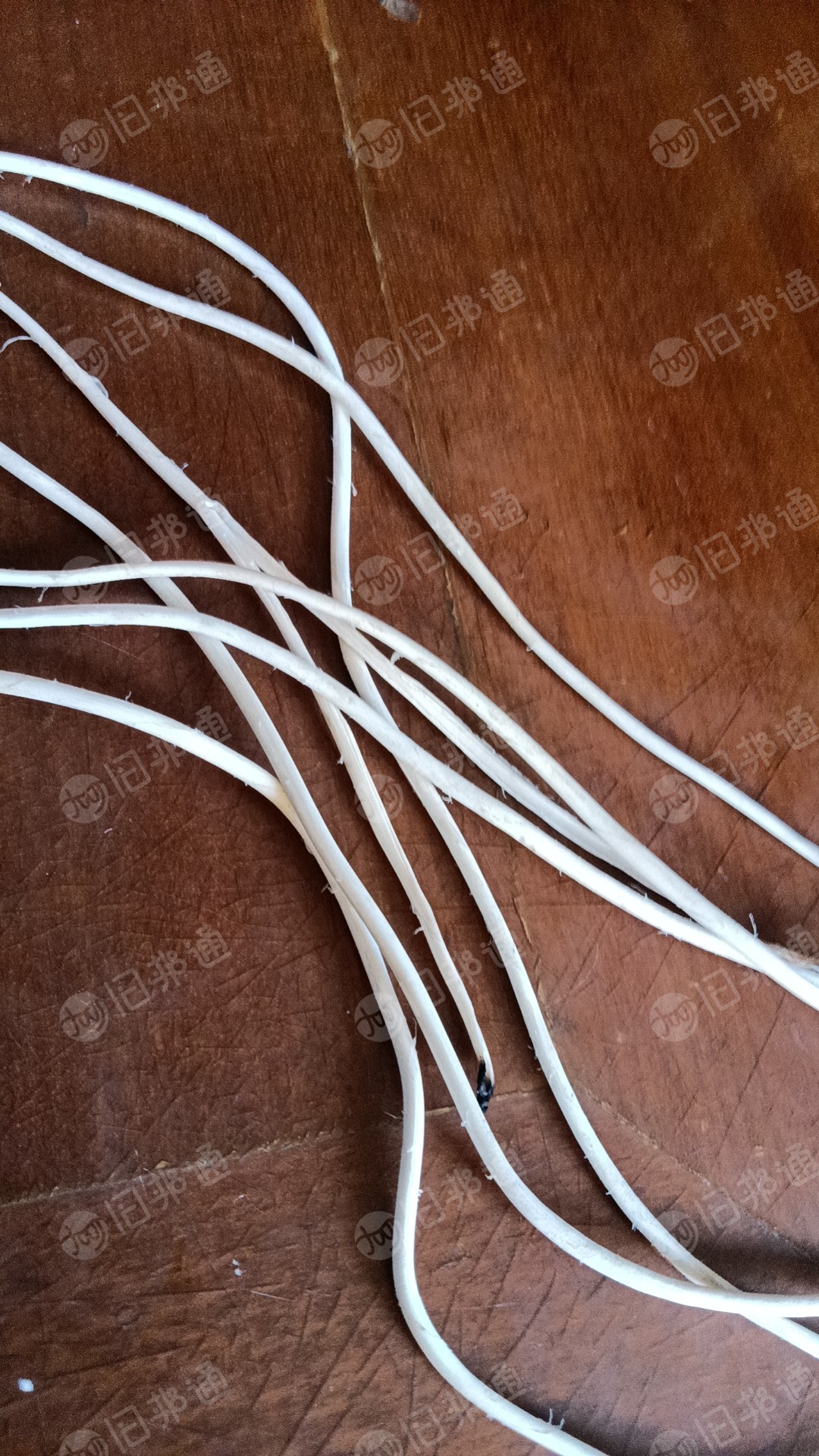 污水厂,接管子缠在上面的废塑料,现货10吨