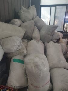 出售化纤废丝干丝有涤纶氨纶混在一直月供几十吨