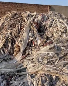 大量出售地毯边料，发电厂，燃烧值高，现货300吨