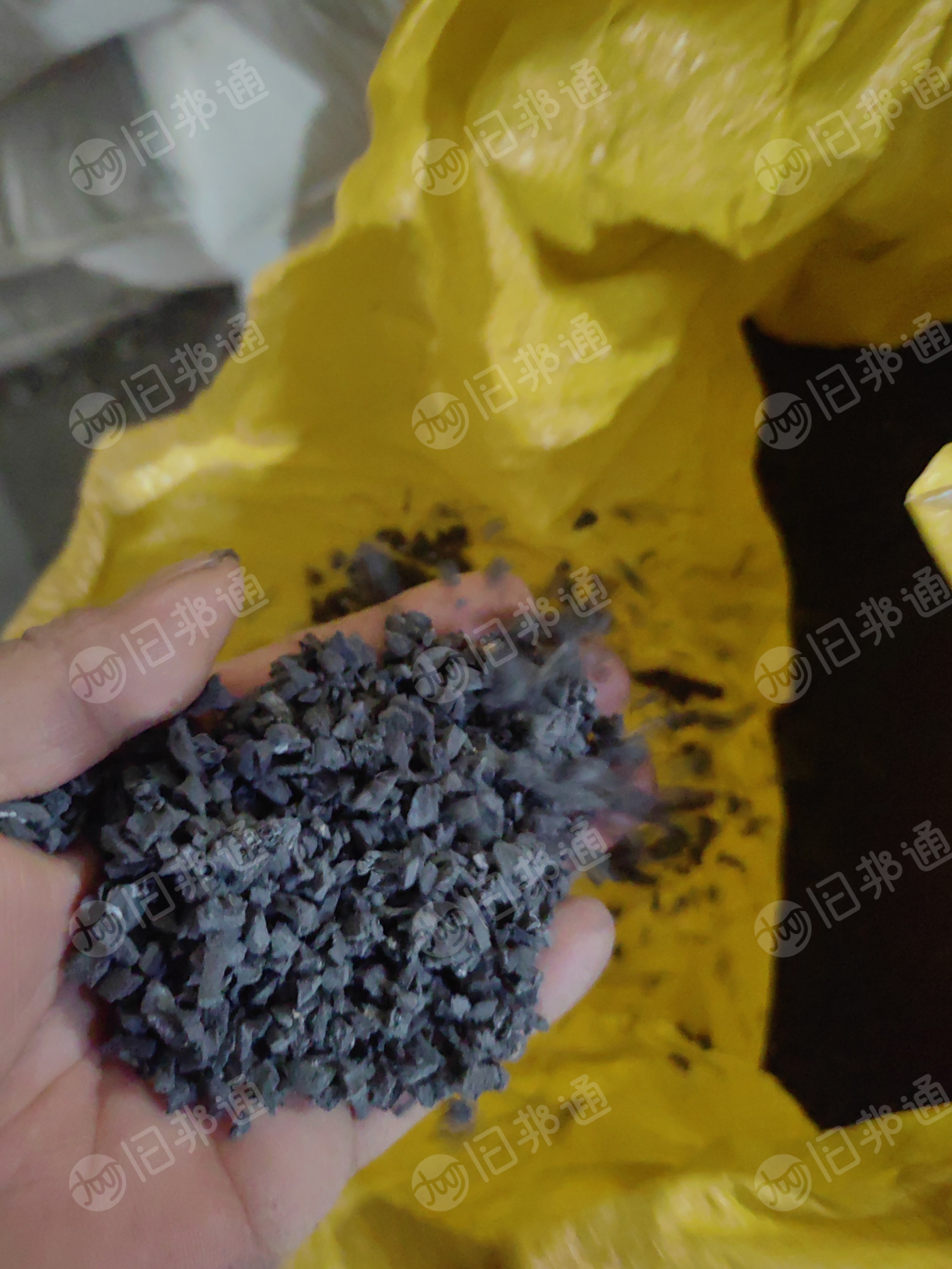 PVC汽车内饰沙发下角料压片料,月供500吨