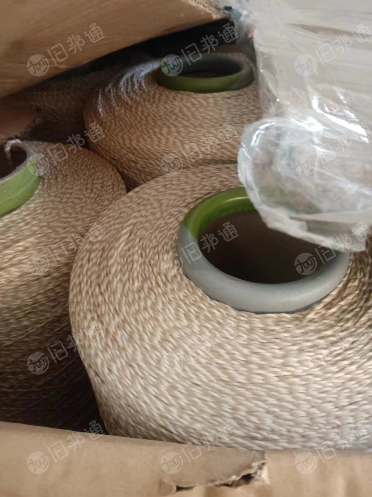 两种涤纶线料,共30吨,包装完好出售