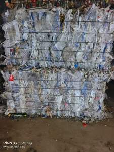 水果框压块，现货15吨，长期出售