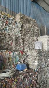 餐盒压块，现货6-7吨，长期出售