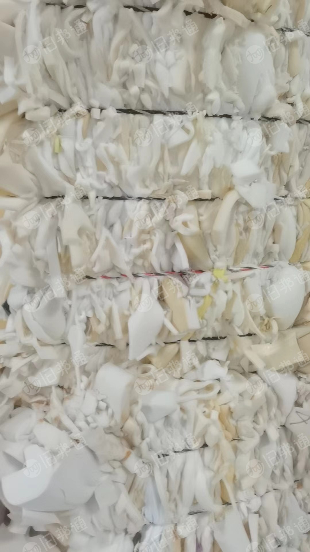 出售白色无皮海绵边角料,现货30吨