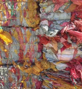 废旧编织袋，现货200吨，黑色吨包，现货100吨，可造粒，出售