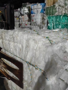 出售高压膜，二级膜现货一挂车，一级膜每月30吨