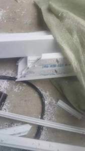 常年出售PVC塑钢废料，现货10几吨 