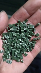 编织袋吨包颗粒长期大量出售，过10张60目，月产400吨 