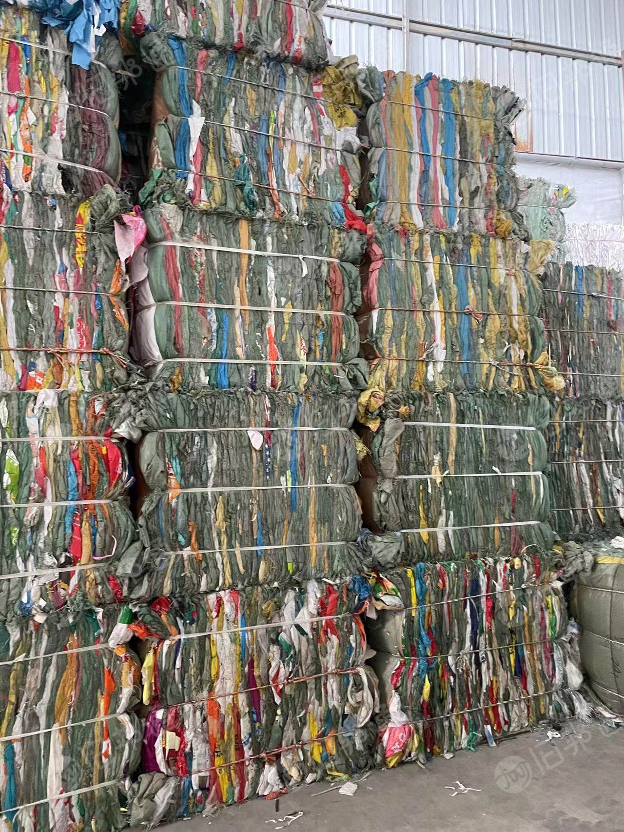 长期出售PP干造编织袋，干造吨包，水洗废旧编织袋，月供300吨 。