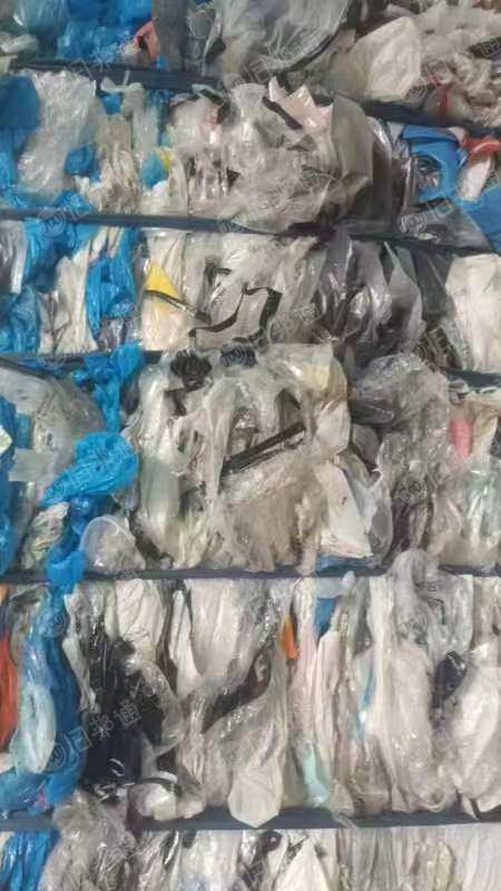 常年出售PE高压服装袋 ,月供几十吨