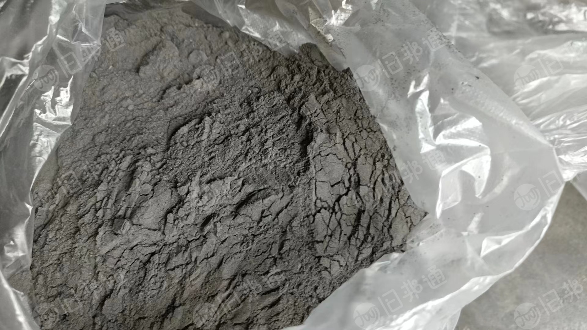 长期出售铝厂下来的灰色铝粉,50-70度