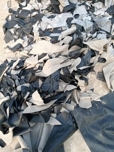 出售PVC汽车脚垫，皮革脚垫，可以吹毛