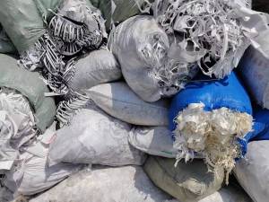 长期大量收购鞋材tpu复合pp膜边角料，TPU复合尼龙边角料，月需几百吨 。