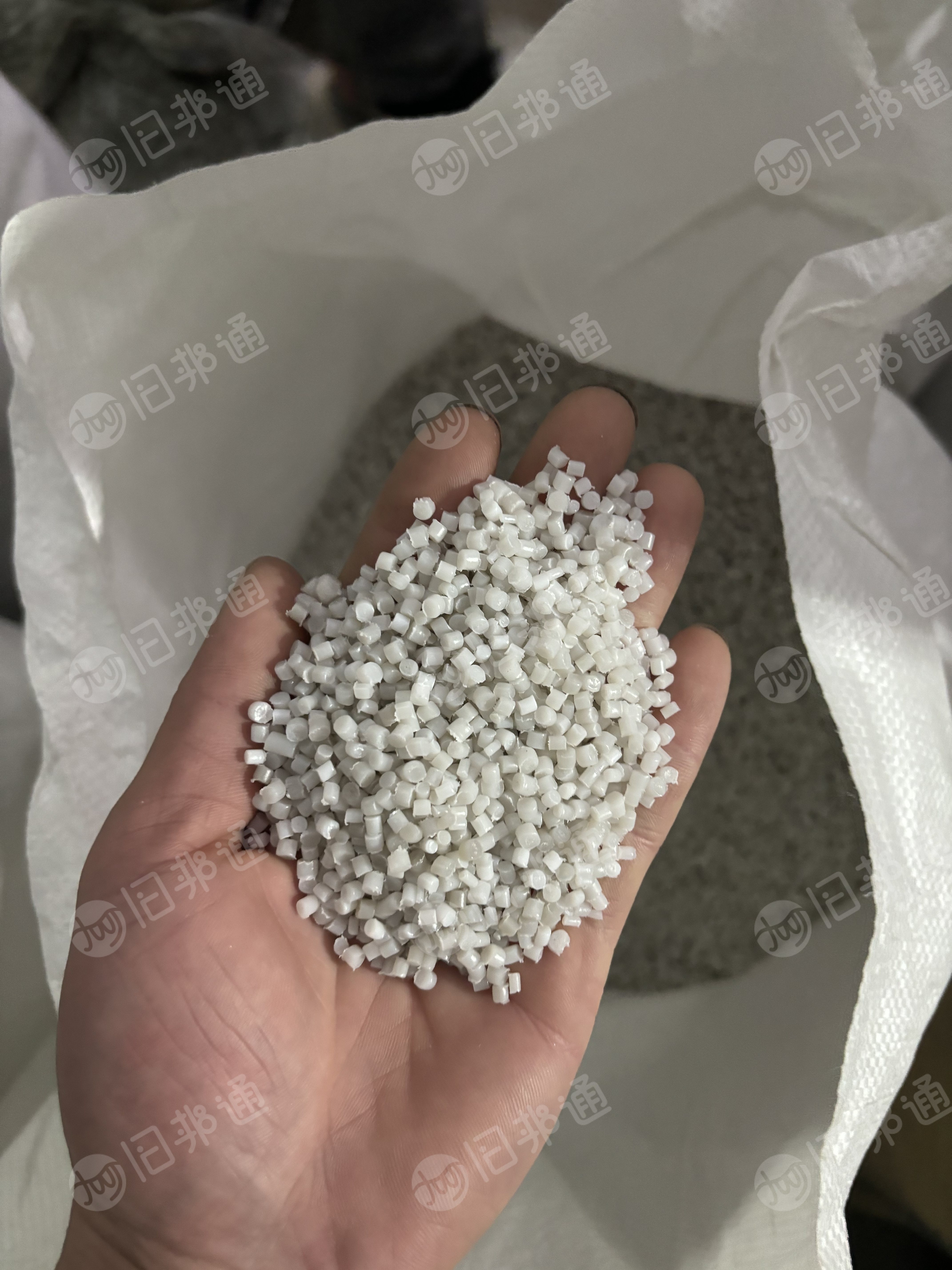 长期出售EPE珍珠棉颗粒,过两层80目