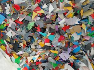 全漂过风选精品花乙破碎料常年出售，月产200多吨 