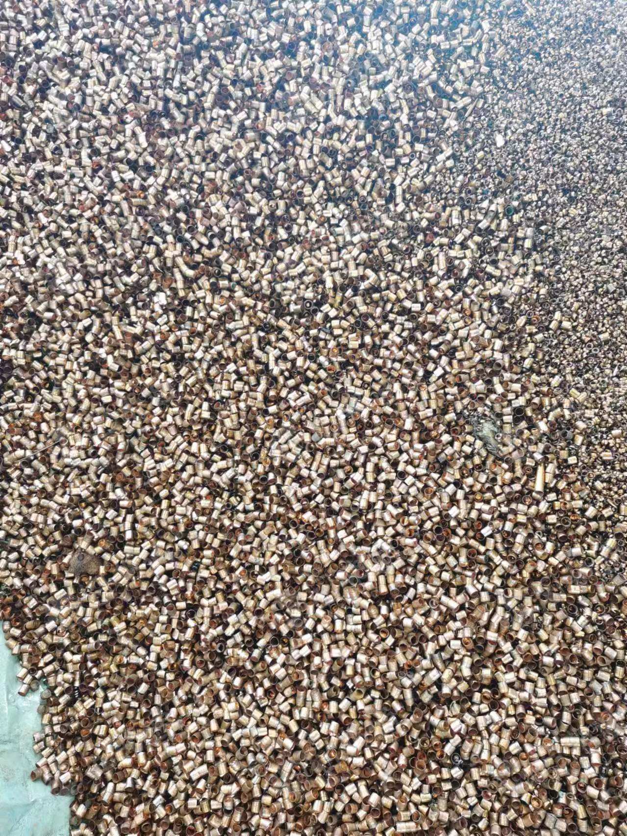 大量出售铜梁废料