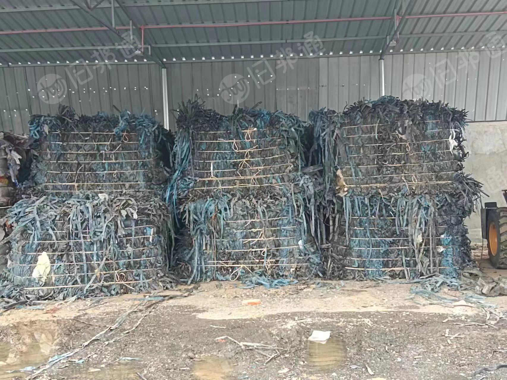 出售塑料布,滴灌带,年供2000吨