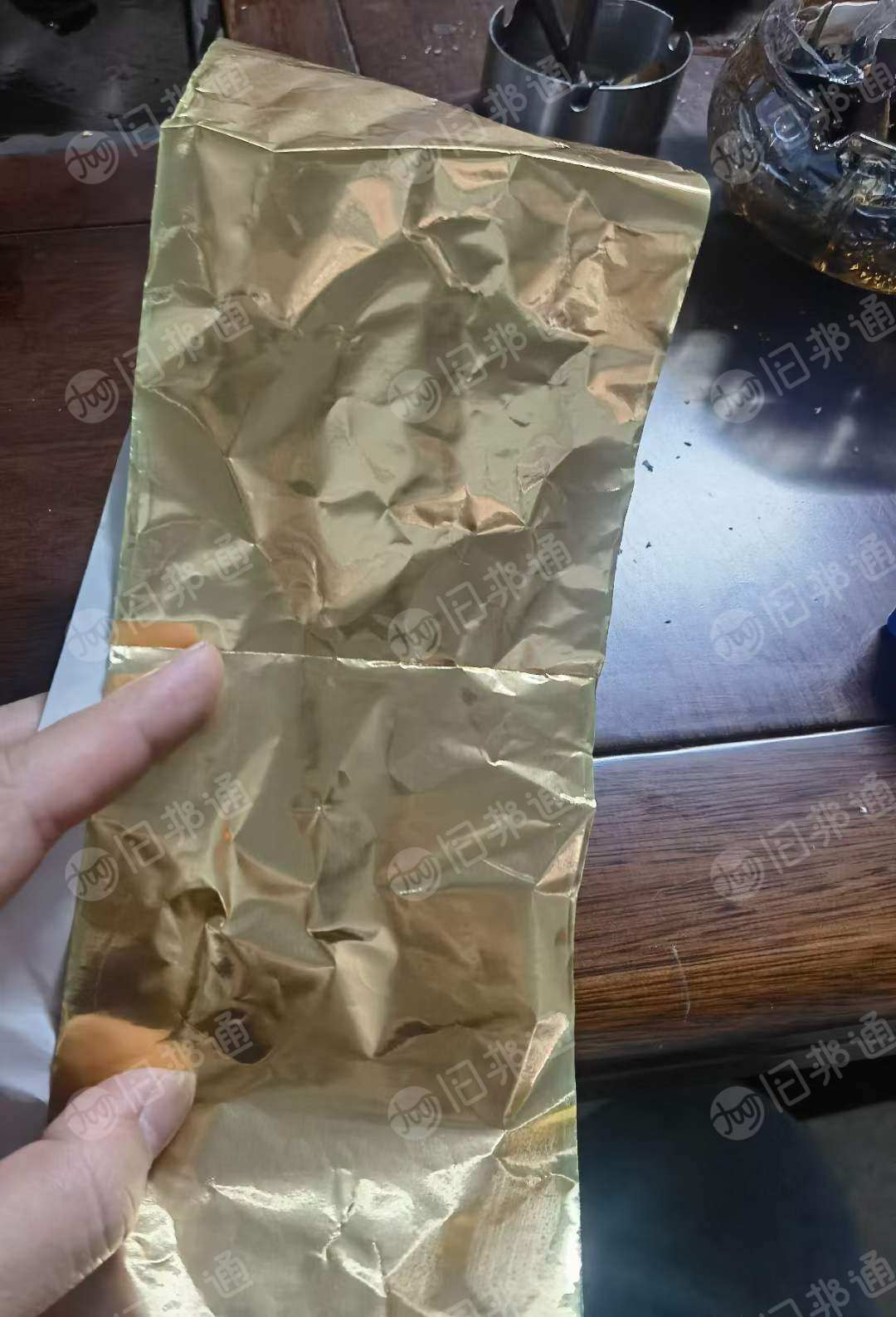 铝箔复合纸,三寸纸管,宽度10厘米,香槟金高温色,箱装,现货八吨多,出售