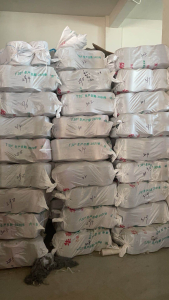 出售涤纶库存纱线