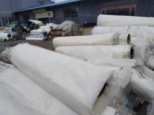 PE复合尼龙膜，现在够9.6一车出售