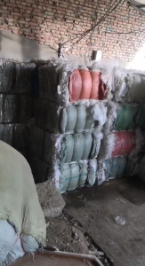 长期出售PP服装袋废料，聚丙服装袋废料