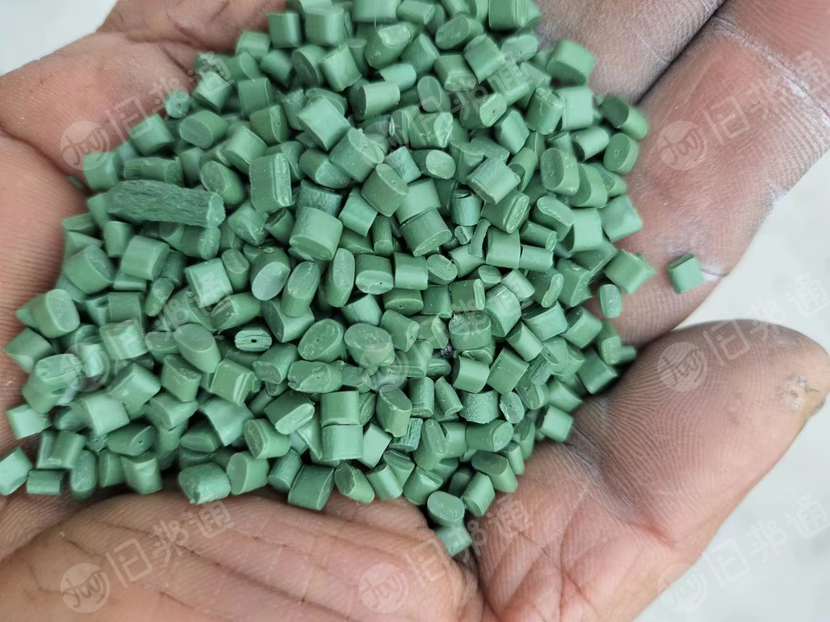 出售绿色PS再生颗粒,韧性好