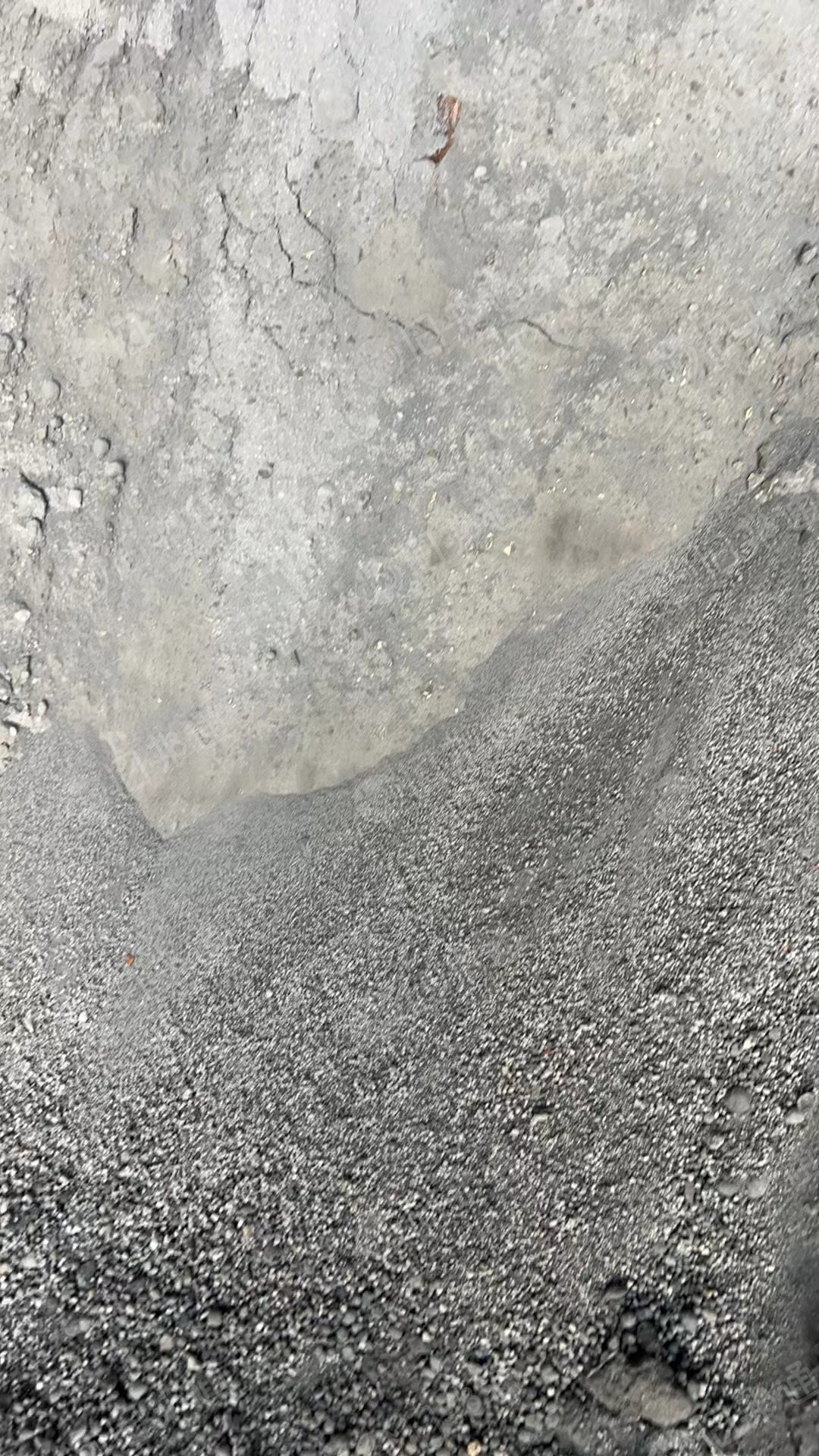 出售灰渣,每月有300-400吨,河南商丘提货