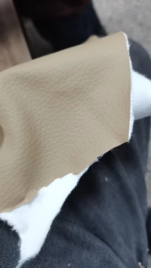 PVC皮革边料，卷边料，猫爪革，平头革，出售