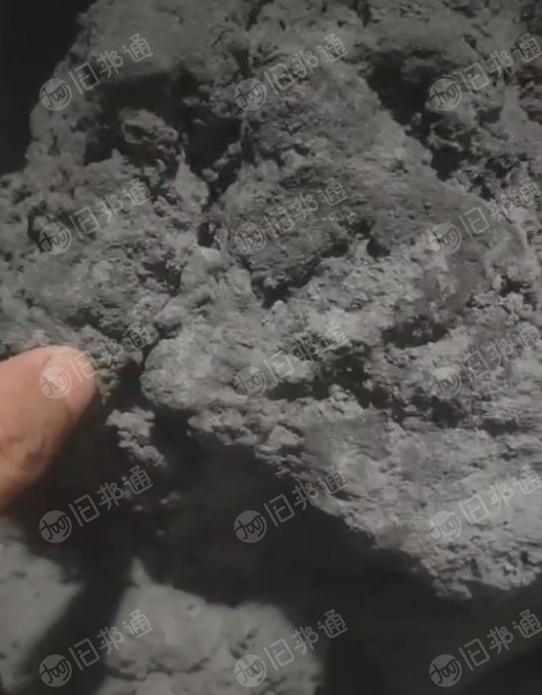出售沙带打磨下来的铝粉,金属铝含量34.8,硅13,水分6