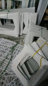 机壳厂家长期出售ABS边角料，现货10几吨。