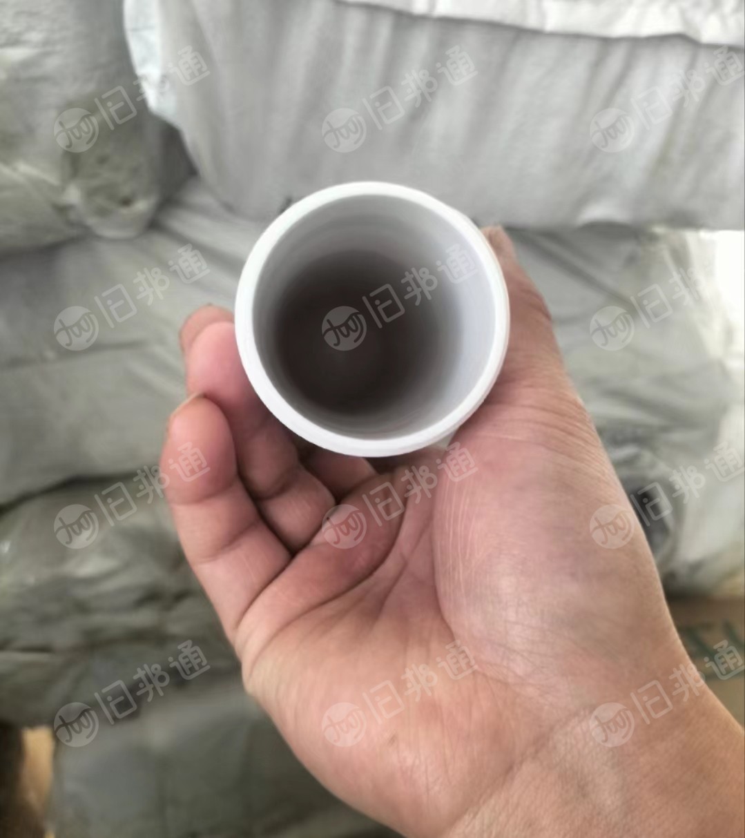 pet瓶胚毛料,有白色蓝色透明色多种颜色出售