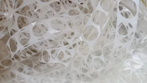 长期出售乳白PET膜废料，常年有货